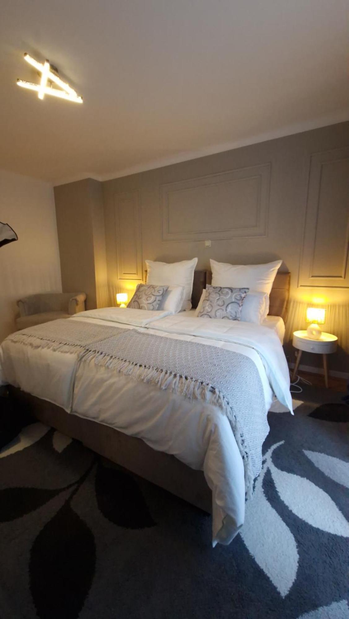 סארברוקן Saarzauber Apartments Ferienwohnung מראה חיצוני תמונה